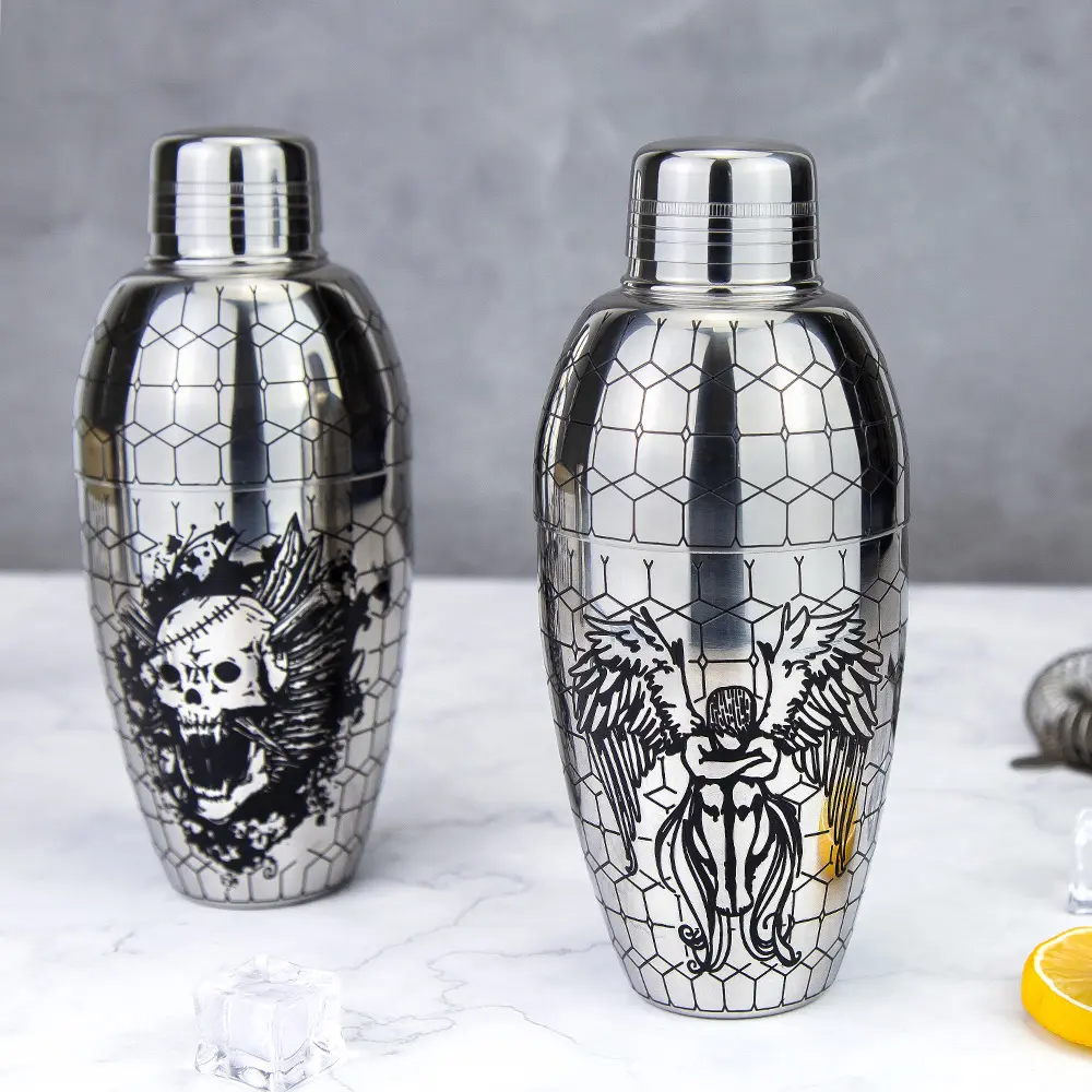 Cocktail Shaker Angle Etching (6).jpg