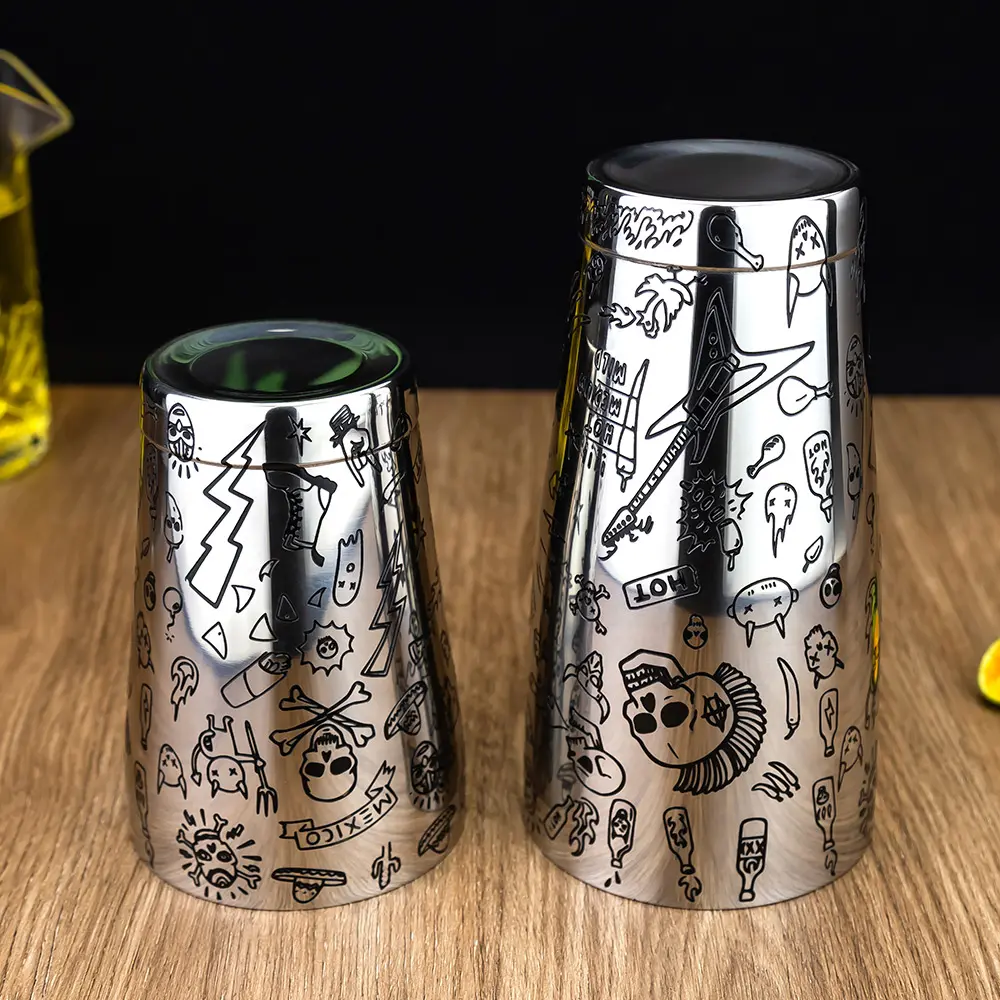 Punk Style Etched Pattern 850+550ml Stainless Steel Boston Shaker-1.jpg