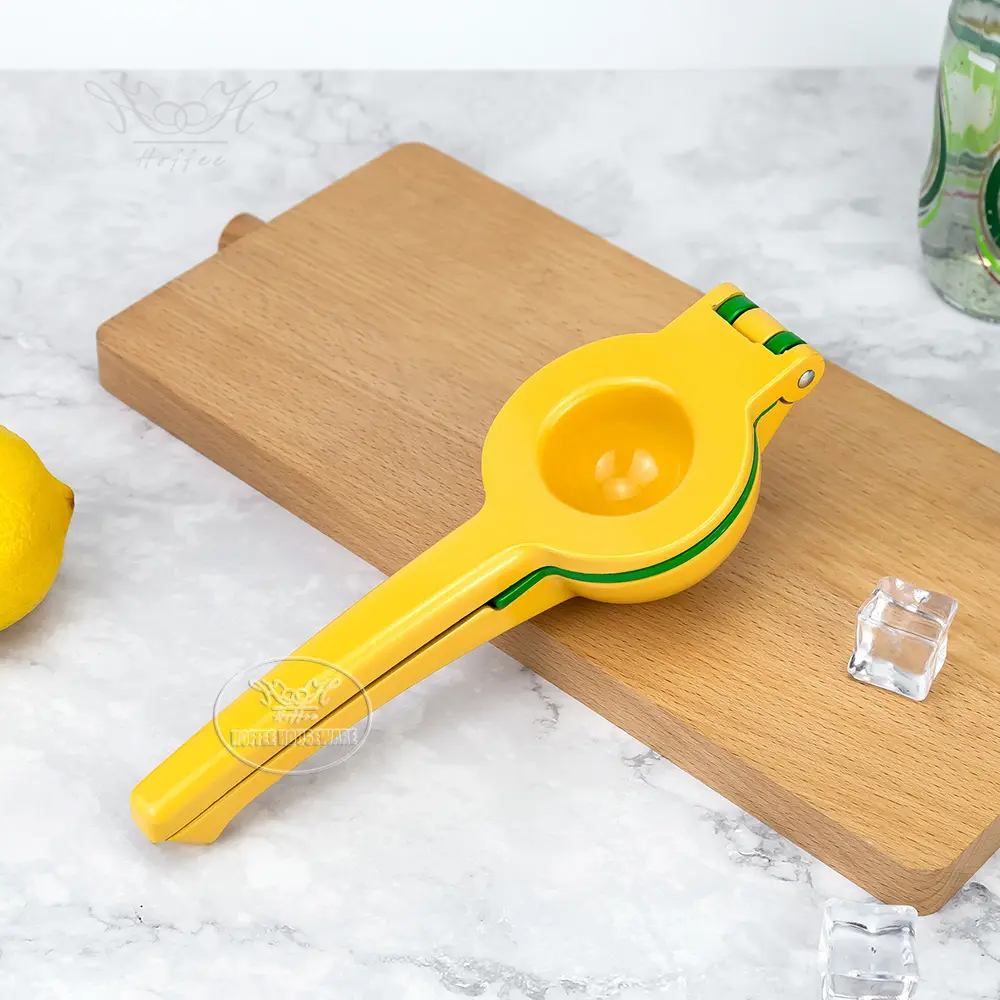 2-in-1 Multi-Function Handheld Juicing Lemon Squeezer-1 (9)