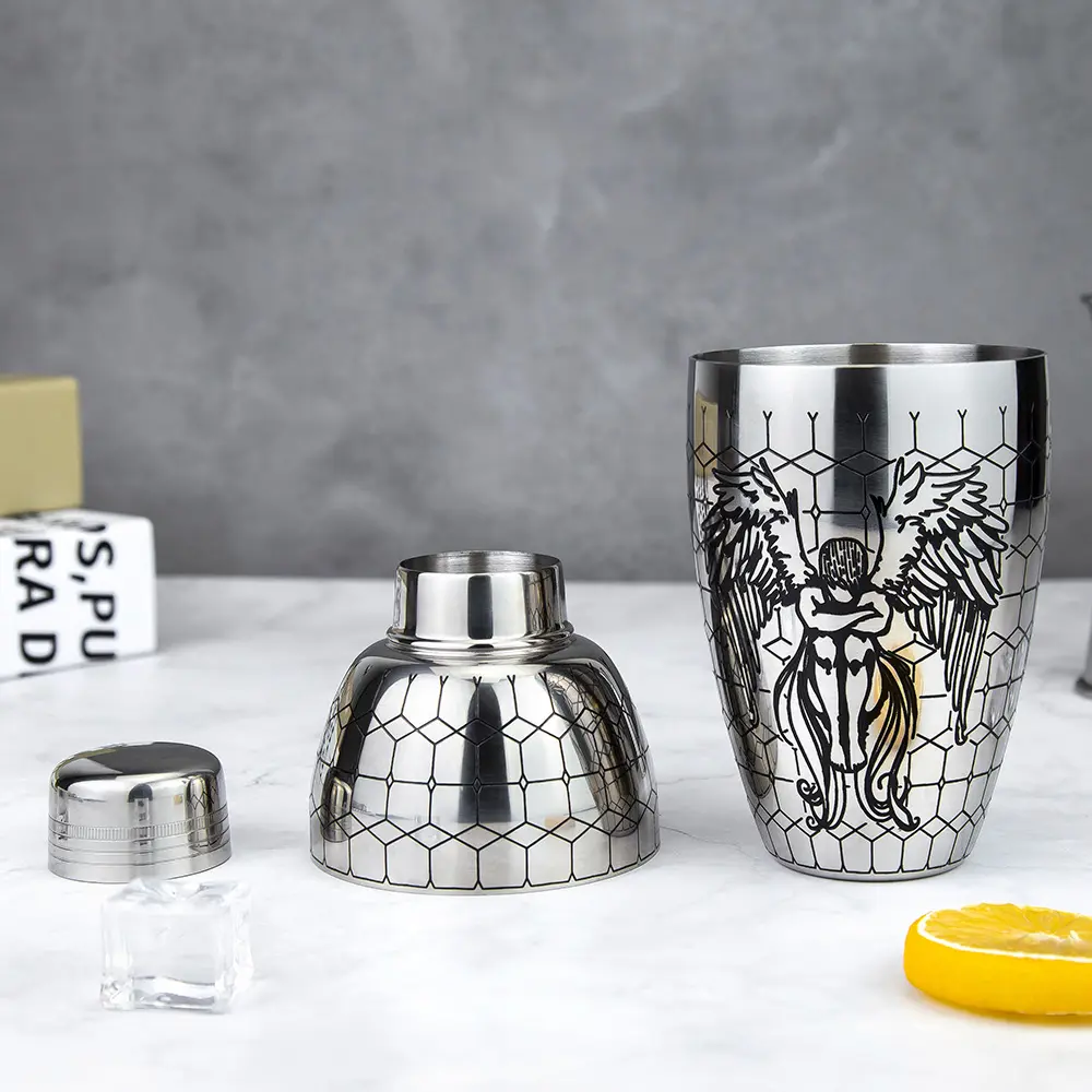 Cocktail Shaker Angle Etching (9).jpg