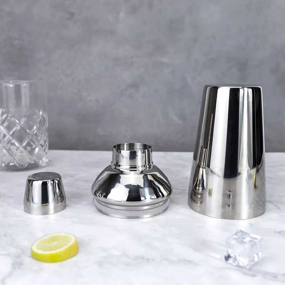 Replaceable Cups Built-In Strainer Cocktail Shaker (3).jpg