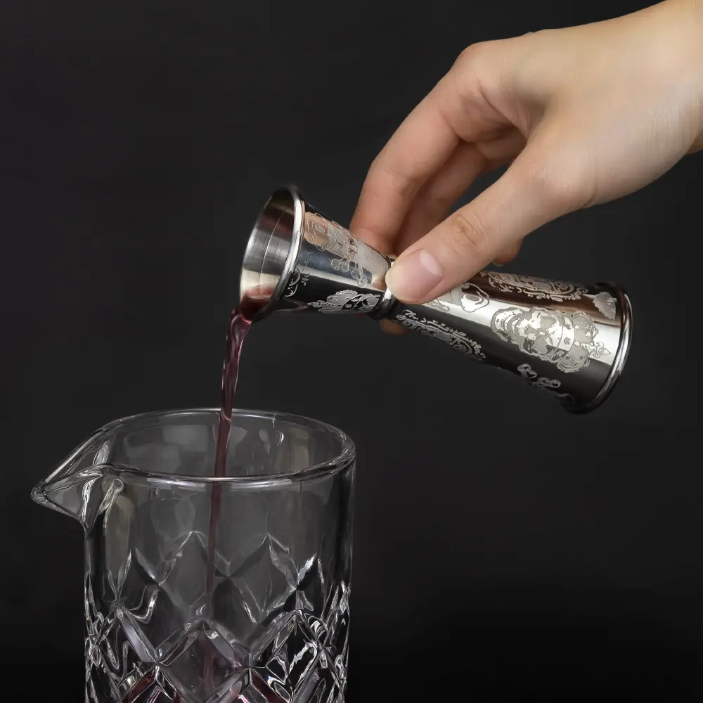 Skull Etched Bar Jigger (2).jpg