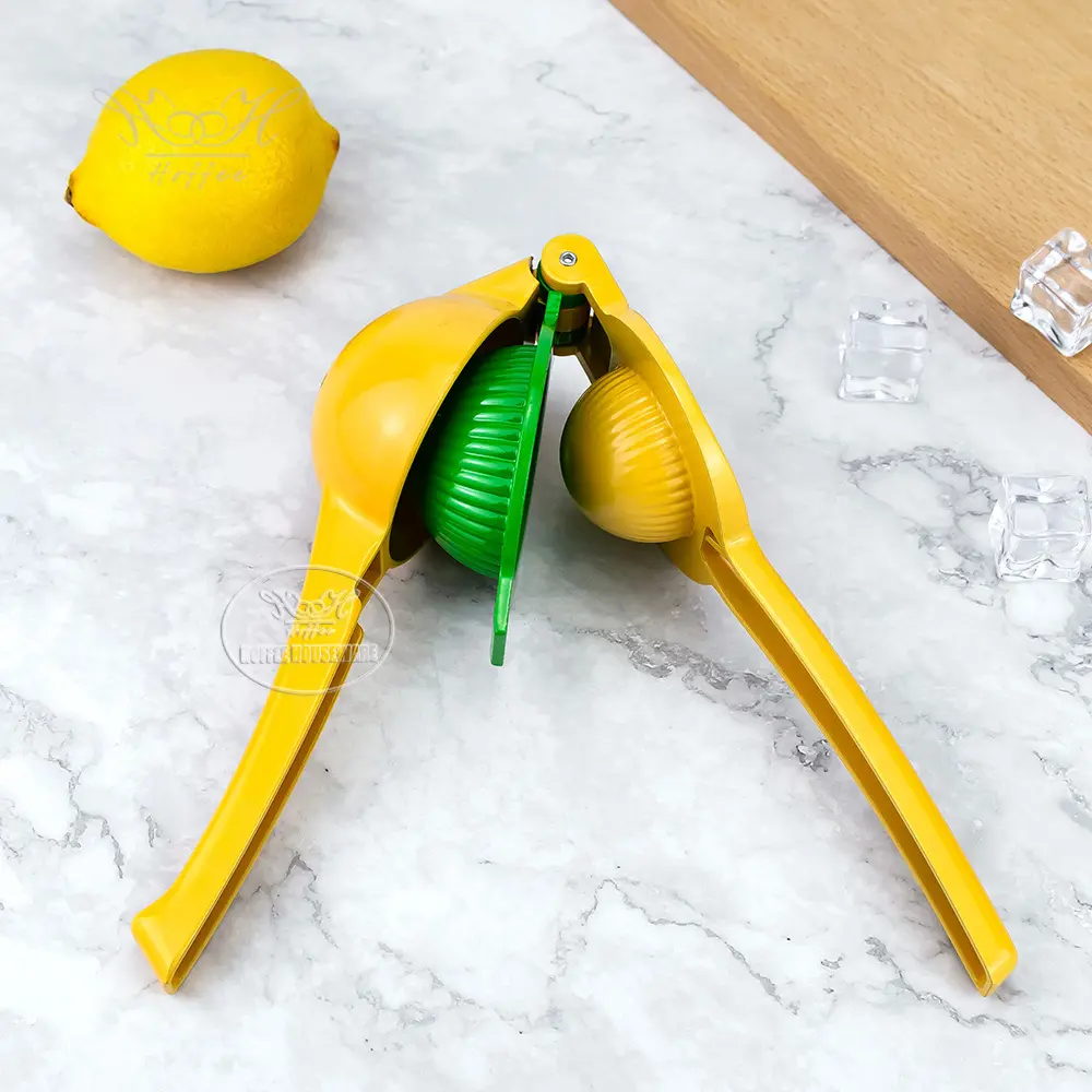 2-in-1 Multi-Function Handheld Juicing Lemon Squeezer (8).jpg