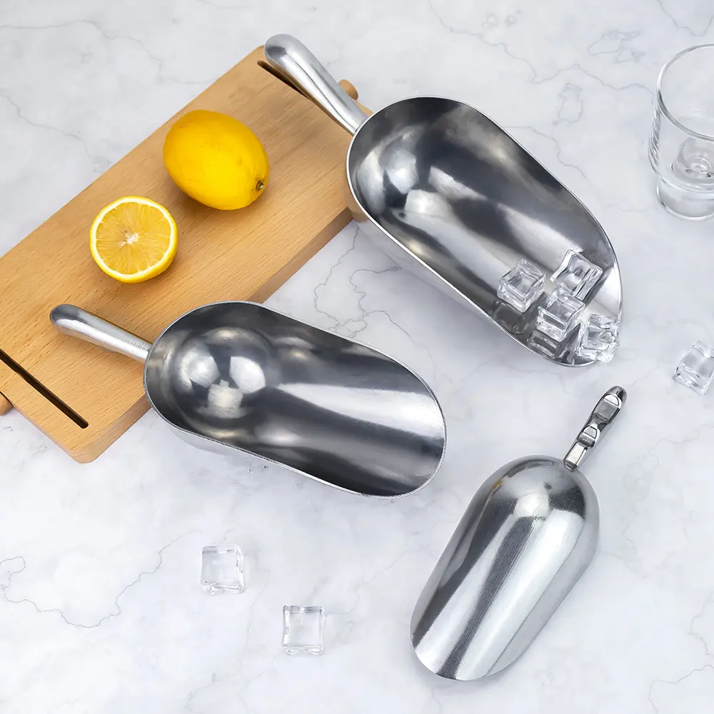 6-85oz Aluminum Round Bottom Bar Ice Cube Scoop (1)