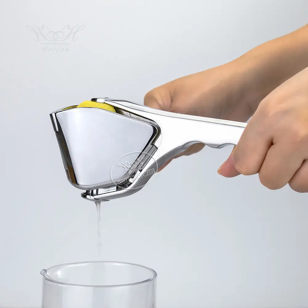 New Design Foldable Zinc Alloy Manual Lemon Squeezer for Cocktail (2).jpg