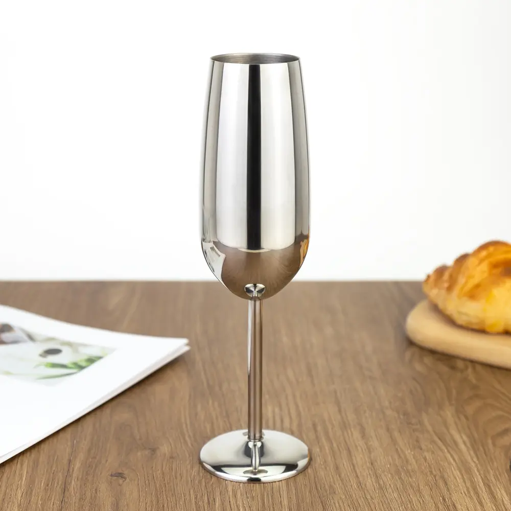 Unbreakable Long Stem Sparking Wine Glass (1).jpg
