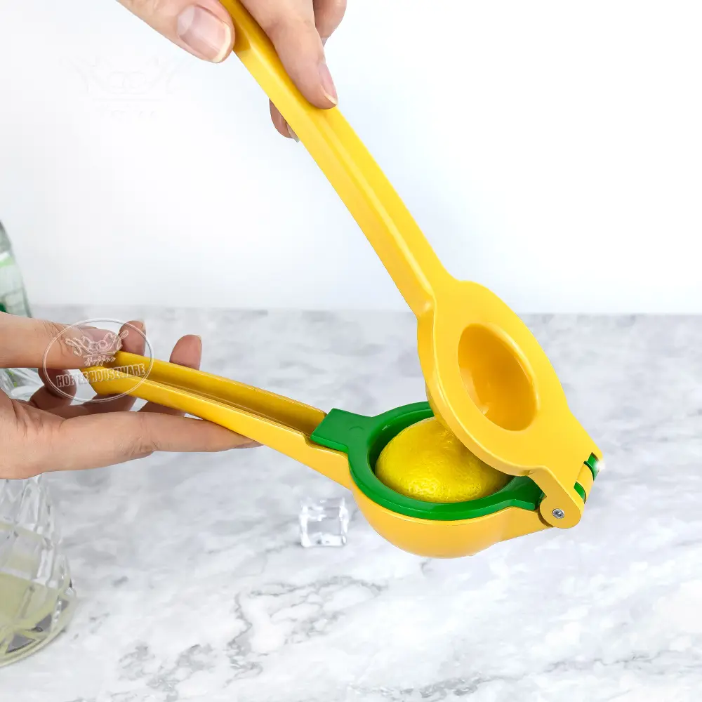 2-in-1 Multi-Function Handheld Juicing Lemon Squeezer (2).jpg