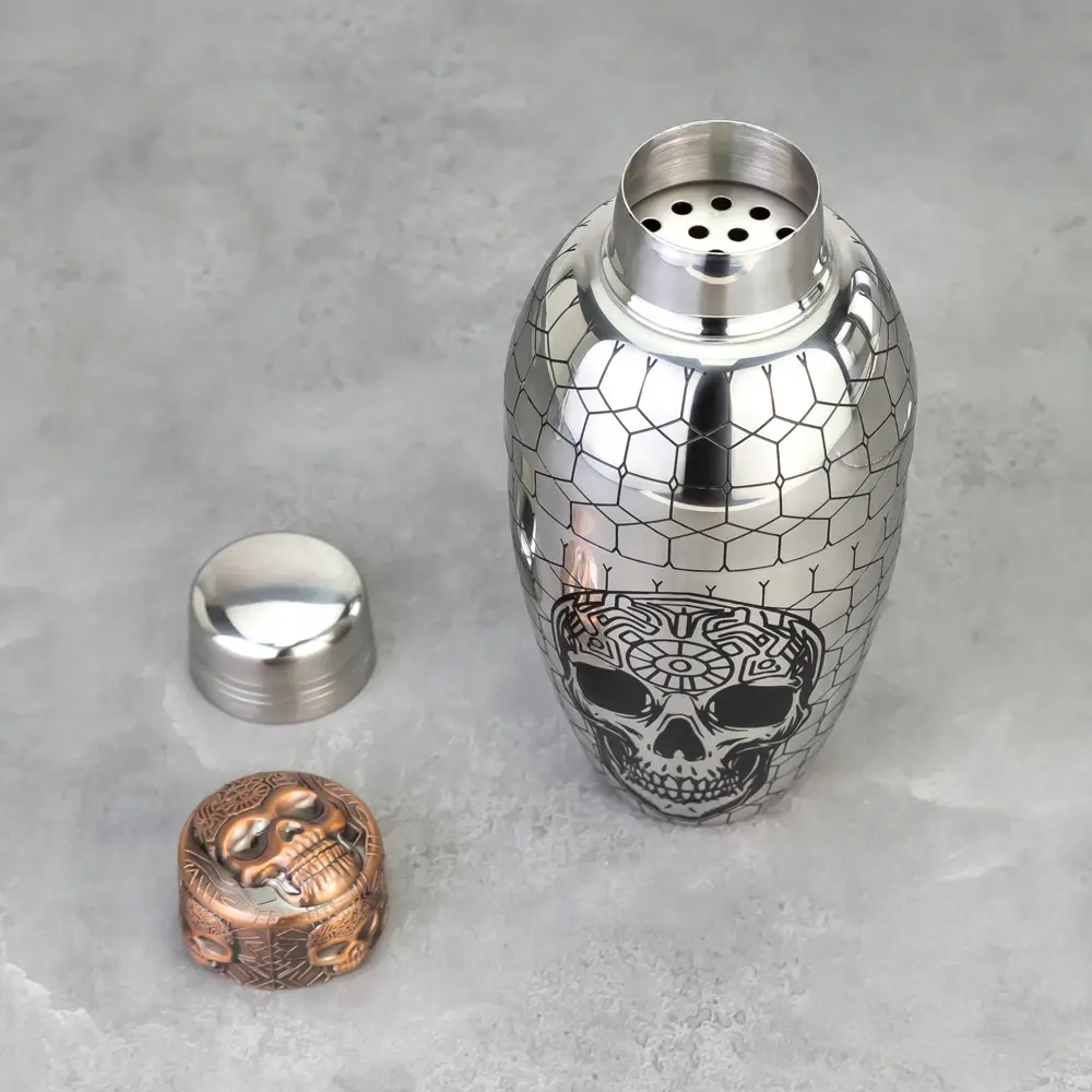 Unique Skull-Head Built-In Strainer Heavyweight Martini Sharker (2).jpg