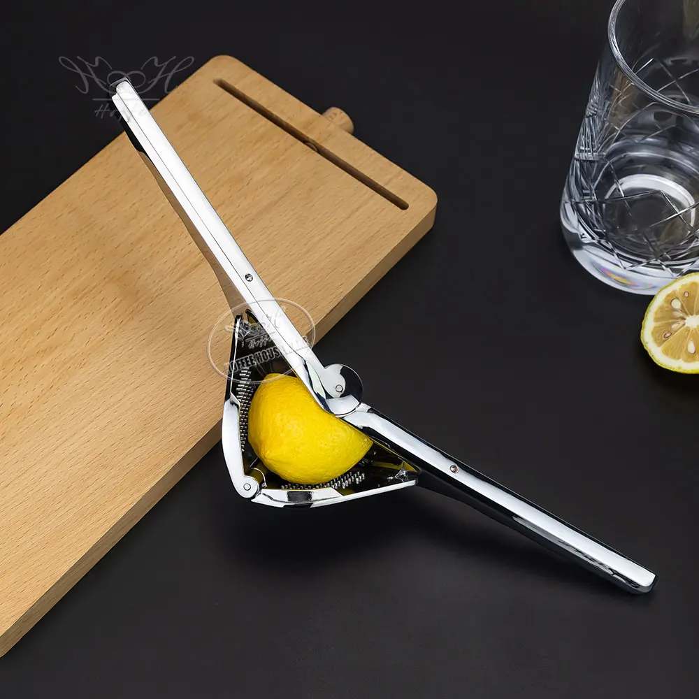 New Design Foldable Zinc Alloy Manual Lemon Squeezer for Cocktail (4).jpg