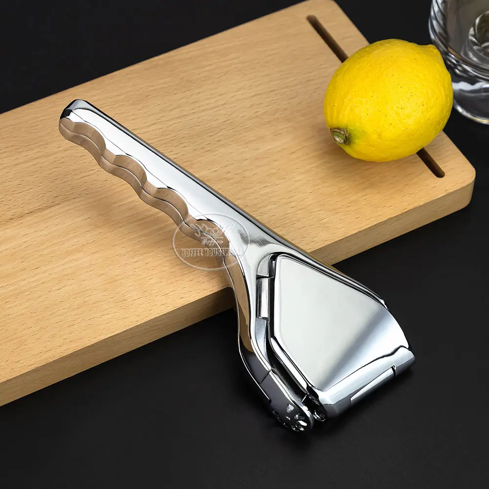 New Design Foldable Zinc Alloy Manual Lemon Squeezer for Cocktail